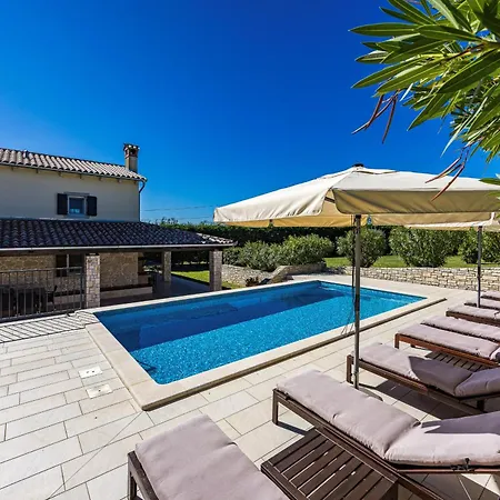 Charming Antoana For Families And Kids In Labin - Rabac With Children Playground & Private Pool Labin (Istria)